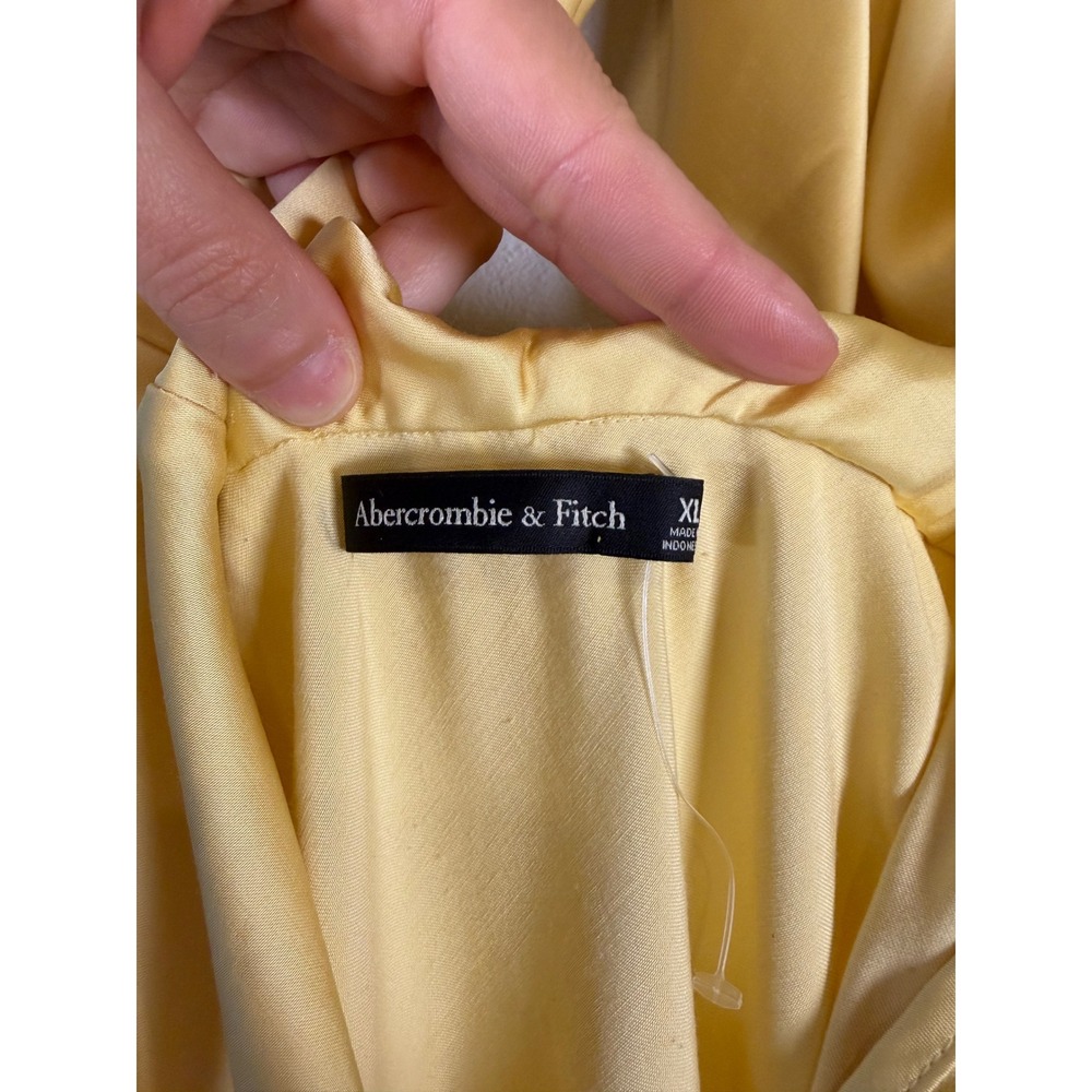 Abercrombie & Fitch Butter Yellow Satin V-Neck Cowl Back Maxi Dress XL - Picture 8 of 9